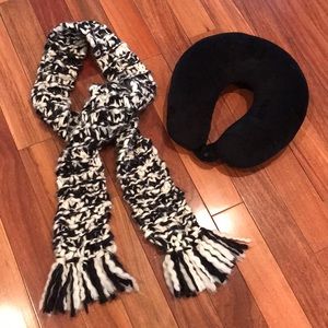 Yarn scarf and travel neck pillow